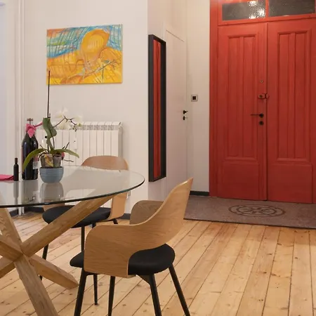 Garden - A Haven In Sofia's Heart Apartment *