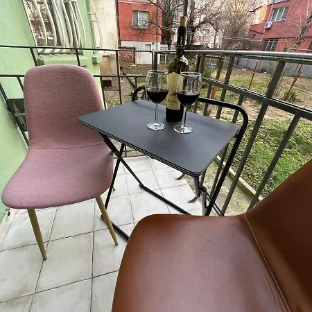 Garden - A Haven In Sofia's Heart Apartment Sofia